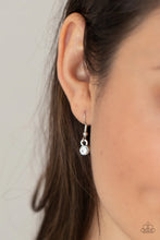 Load image into Gallery viewer, Springtime Twinkle - Blue necklace 812