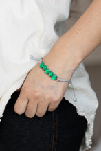 Load image into Gallery viewer, Opal Paradise - Green bracelet F007