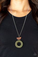 Load image into Gallery viewer, Homespun Stylist - Green necklace 714