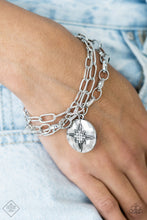 Load image into Gallery viewer, True North Twinkle - White bracelet D071