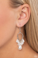 Load image into Gallery viewer, Ahoy There! - White earring E007