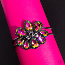 Load image into Gallery viewer, DAUNTLESS is More - Multi bracelet OCTOBER 22 LOP D001