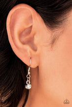 Load image into Gallery viewer, REIGNING Romance - White necklace B102