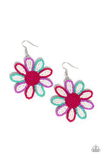 Load image into Gallery viewer, Decorated Daisies - White earring A095