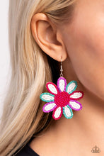 Load image into Gallery viewer, Decorated Daisies - White earring A095