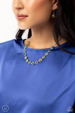 Load image into Gallery viewer, Abstract Admirer - Green necklace plus bracelet A038