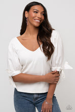 Load image into Gallery viewer, Lovestruck Leisure - Pink bracelet E013