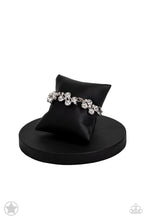 Load image into Gallery viewer, Old Hollywood - white bracelet B093