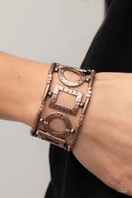 Load image into Gallery viewer, Framed and Fabulous - Copper bracelet C029