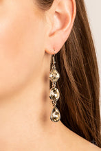 Load image into Gallery viewer, Reflective Rhinestones - Brown Earring F107
