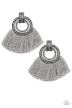 Load image into Gallery viewer, I am Spartacus - Silver earring 1597
