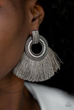 Load image into Gallery viewer, I am Spartacus - Silver earring 1597
