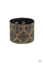 Load image into Gallery viewer, Cork Culture - blue urban snap bracelet C028
