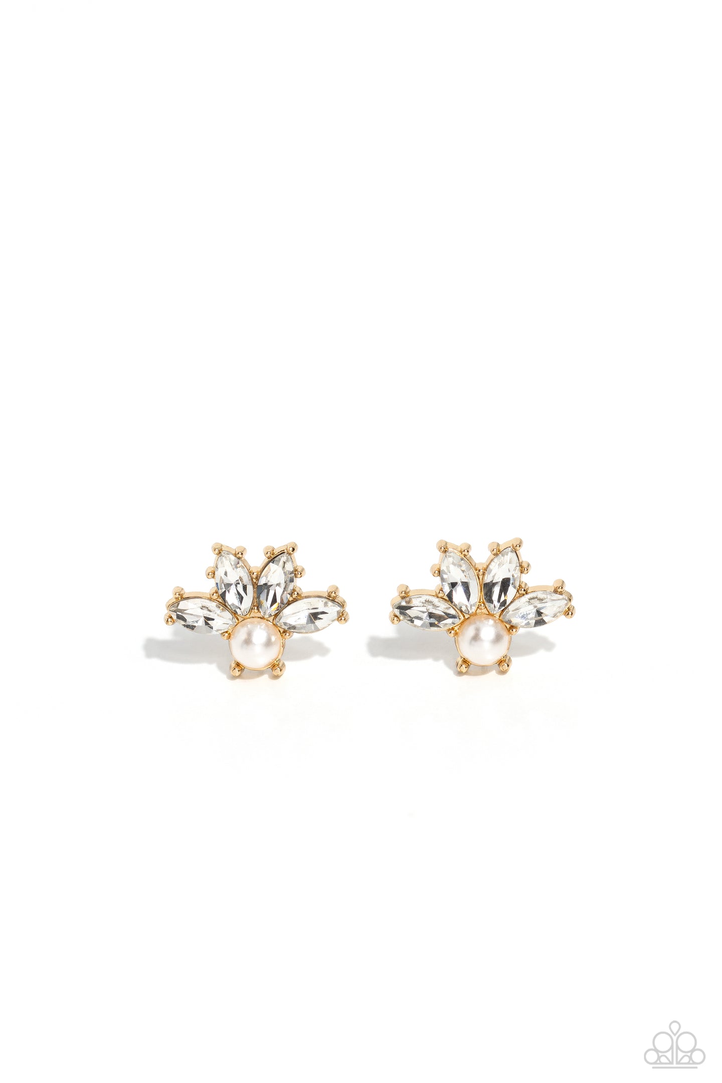 Stellar Showcase - Gold post earring A076