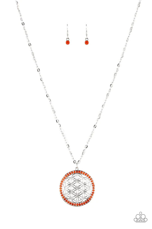 Tearoom Twinkle - orange necklace C030