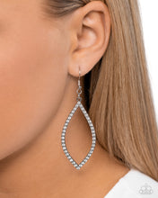 Load image into Gallery viewer, Prosperous Prospects - White earring A004
