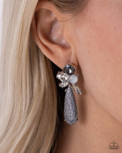 Load image into Gallery viewer, DIY Dazzle - Silver earring D032

