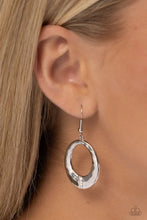 Load image into Gallery viewer, Center Stage Classic - White earring D021
