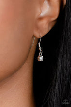 Load image into Gallery viewer, Glitz and Glow - Green necklace D005
