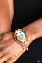 Load image into Gallery viewer, Substantial Sorceress - copper bracelet D021
