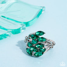 Load image into Gallery viewer, Wave of Whimsy - Green ring A064
