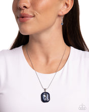Load image into Gallery viewer, Emerald Energy - Blue necklace B069
