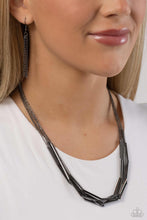 Load image into Gallery viewer, Dynamic Default - Black necklace A069
