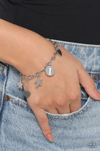 Load image into Gallery viewer, Legacy Letters - White - I bracelet A071
