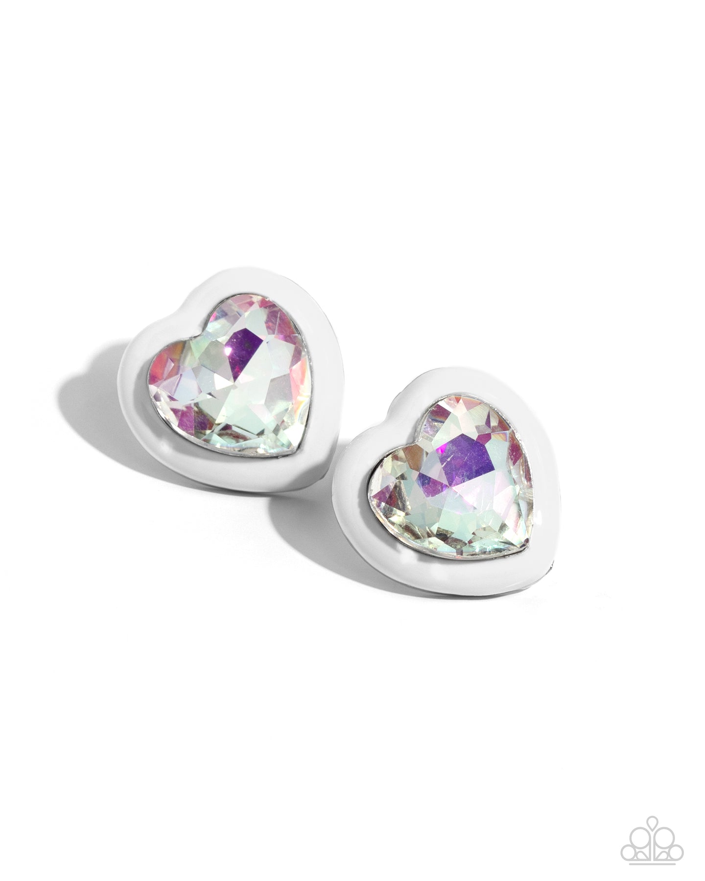 Heartfelt Haute - White earring D019
