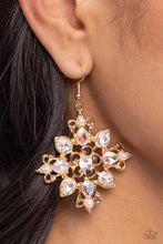 Load image into Gallery viewer, Fancy-Free Florals - Gold earring B015

