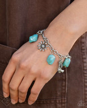 Load image into Gallery viewer, Badlands Beau - Blue bracelet JUNE 2024 FF D034
