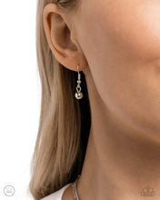 Load image into Gallery viewer, Teeming Teardrop - Green choker necklace D012
