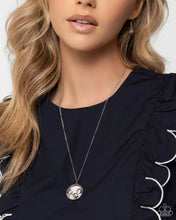 Load image into Gallery viewer, Opulent Ostentation - White necklace E017
