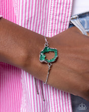 Load image into Gallery viewer, $16 SET: Geode Greeting - Green bracelet plus matching ring D056
