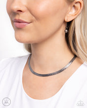 Load image into Gallery viewer, Simply Scintillating - Black choker necklace D013
