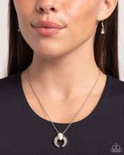 Load image into Gallery viewer, Horseshoe Haute - White necklace E003

