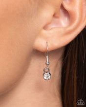 Load image into Gallery viewer, Horseshoe Haute - White necklace E003
