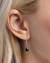 Load image into Gallery viewer, Romantic Artistry - Black  necklace C027
