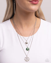 Load image into Gallery viewer, Anchor Arrangement - Green necklace D046
