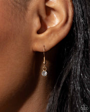 Load image into Gallery viewer, Gilded Gift - Gold necklace E019
