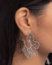 Load image into Gallery viewer, Floral Fame - Silver hoop earring D022
