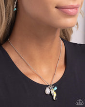 Load image into Gallery viewer, Seahorse Shimmer - Yellow necklace E009
