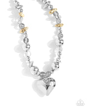 Load image into Gallery viewer, Glistening Gossip - Silver necklace 1932
