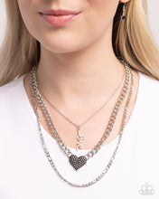 Load image into Gallery viewer, Luxurious Love - Black necklace A070

