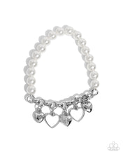 Load image into Gallery viewer, Charming Candidate - White bracelet 949
