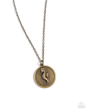 Load image into Gallery viewer, Seahorse Solo - Brass necklace B092
