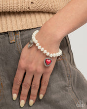 Load image into Gallery viewer, Heart-struck Haven - Red bracelet E016
