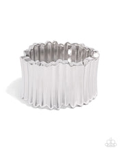 Load image into Gallery viewer, Warped Welding - Silver bracelet D057
