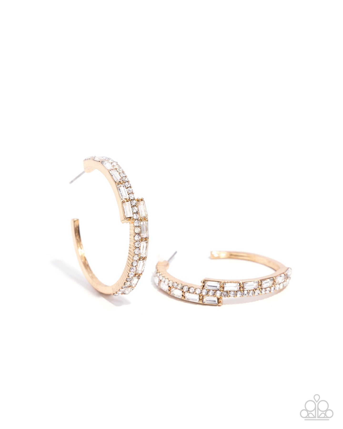 Ritzy Reputation - Gold hoop earring D030