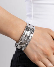 Load image into Gallery viewer, Embellished Empire - Silver cuff bracelet E044
